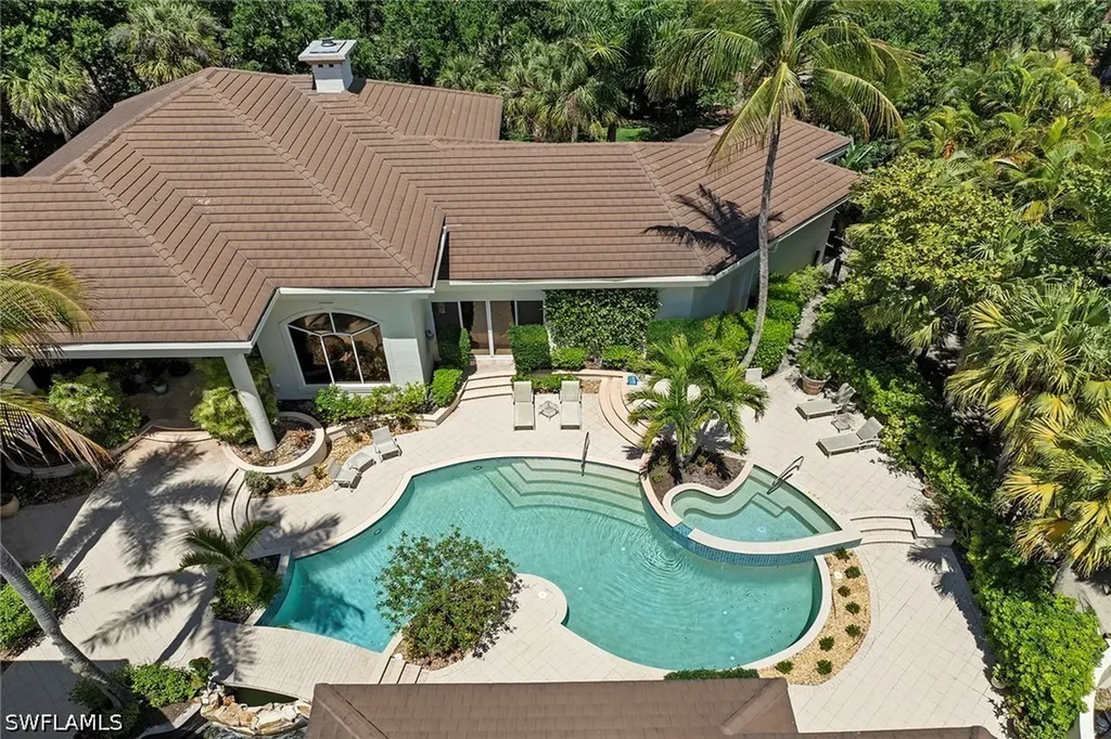 4484 Brynwood Drive Naples FL 34119