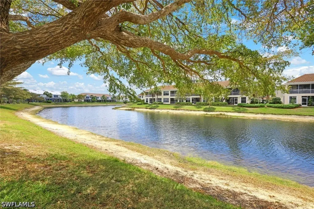 1088 Oxford Lane Naples FL 34105