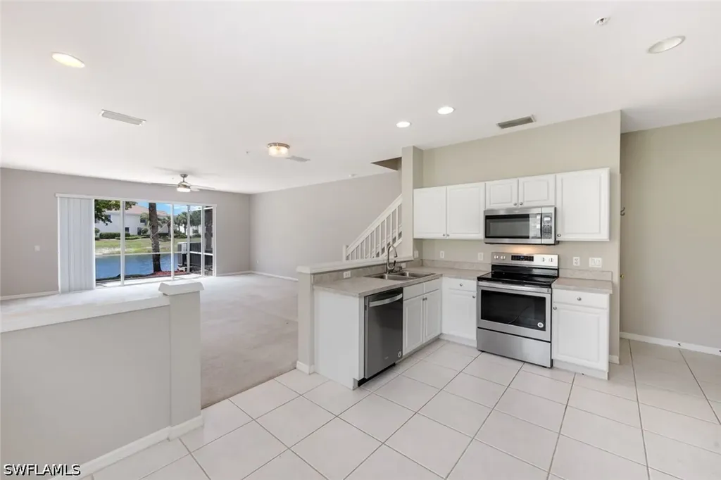 1088 Oxford Lane Naples FL 34105