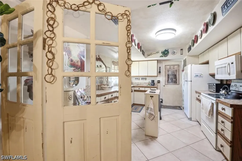4501 25th Court SW Naples FL 34116