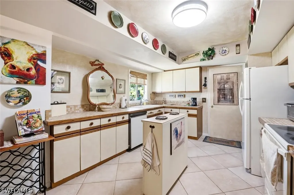 4501 25th Court SW Naples FL 34116