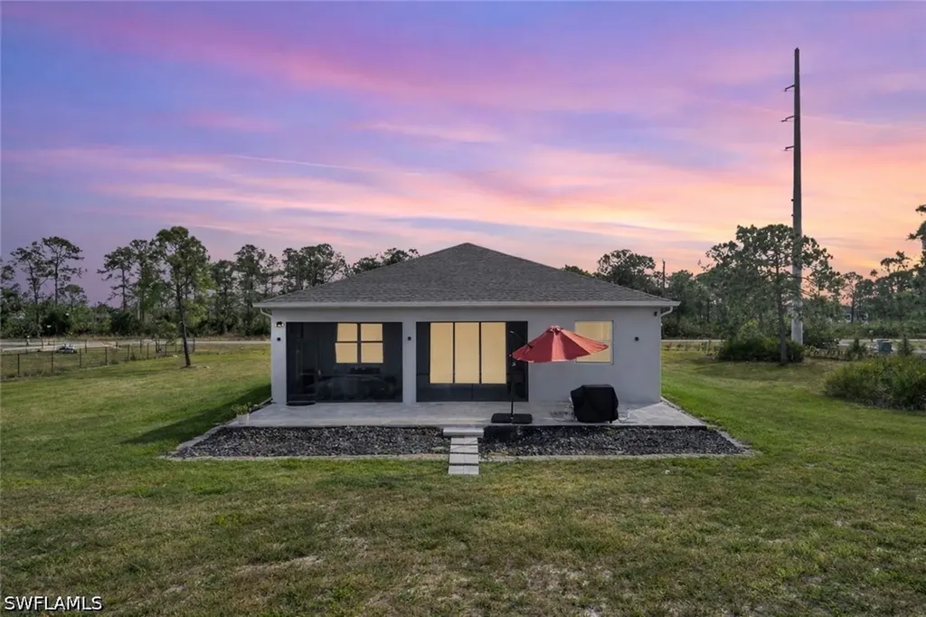 3787 Everglades Boulevard N Naples FL 34120