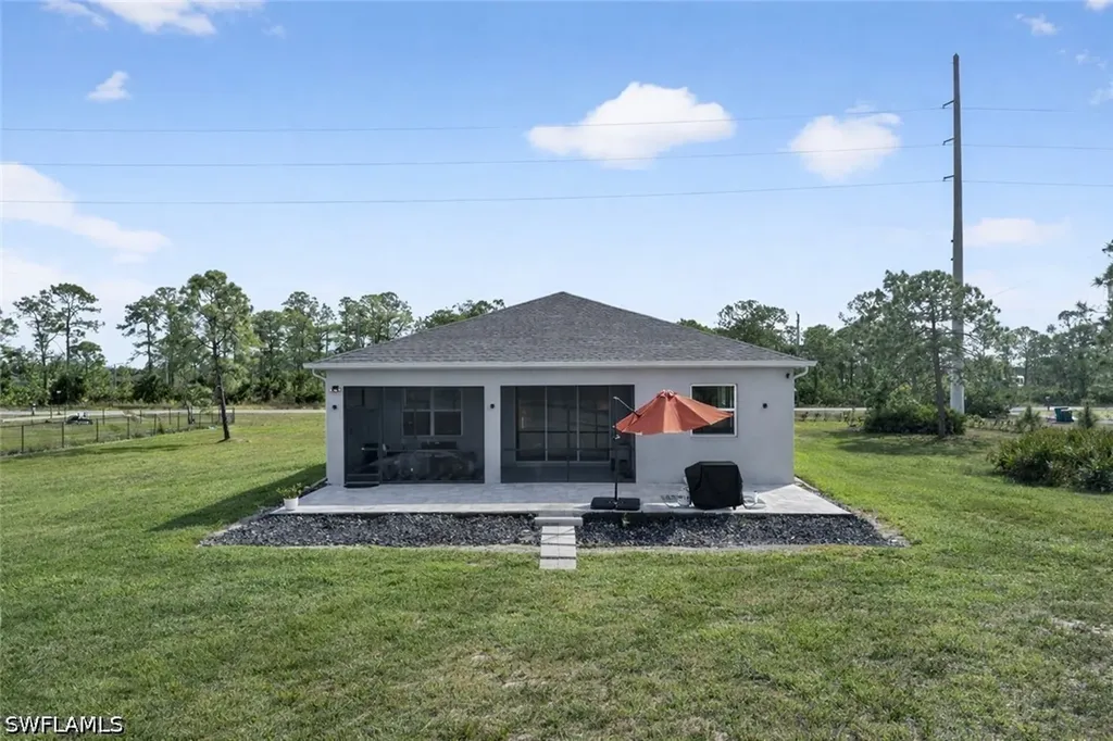 3787 Everglades Boulevard N Naples FL 34120