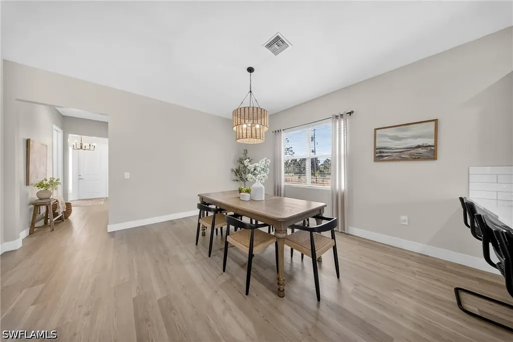 3787 Everglades Boulevard N Naples FL 34120