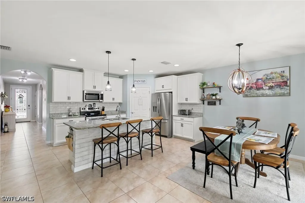 3215 Birchin Lane Fort Myers FL 33916