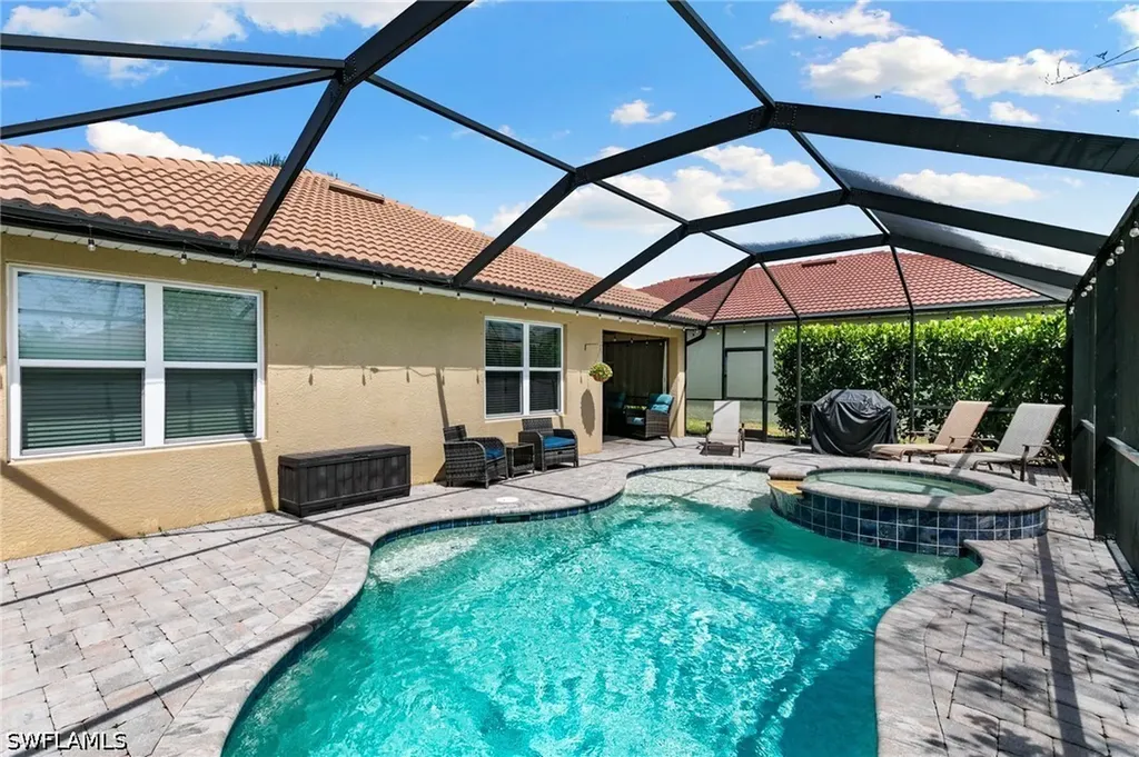 3215 Birchin Lane Fort Myers FL 33916