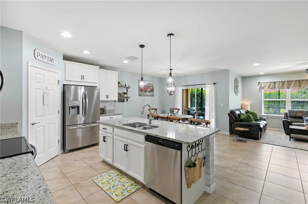 3215 Birchin Lane Fort Myers FL 33916