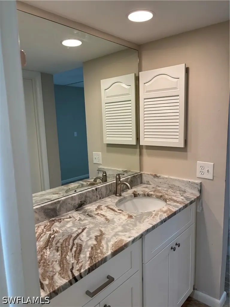 149 Palm Drive Naples FL 34112