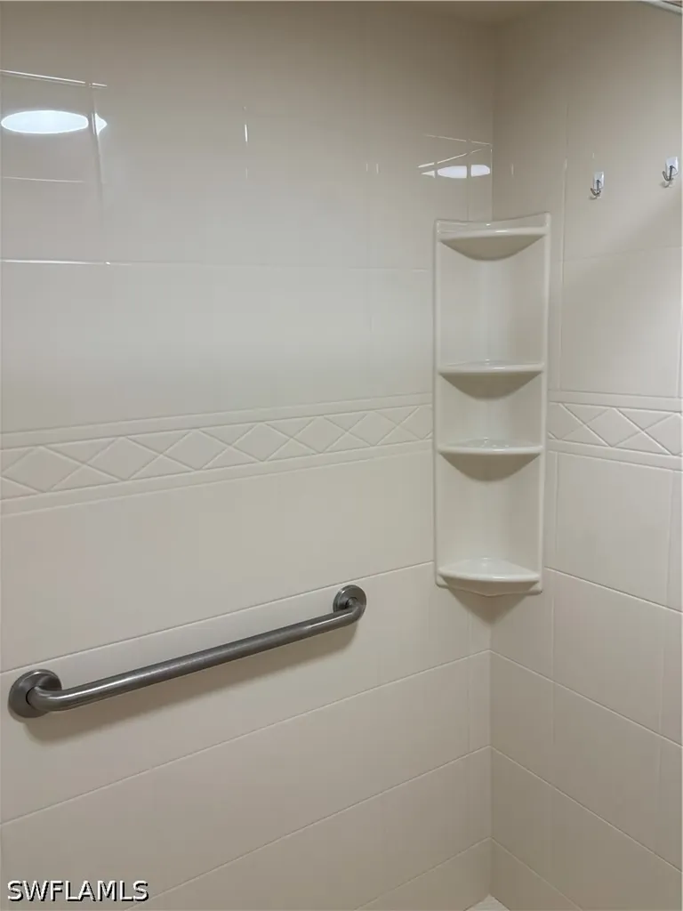 149 Palm Drive Naples FL 34112