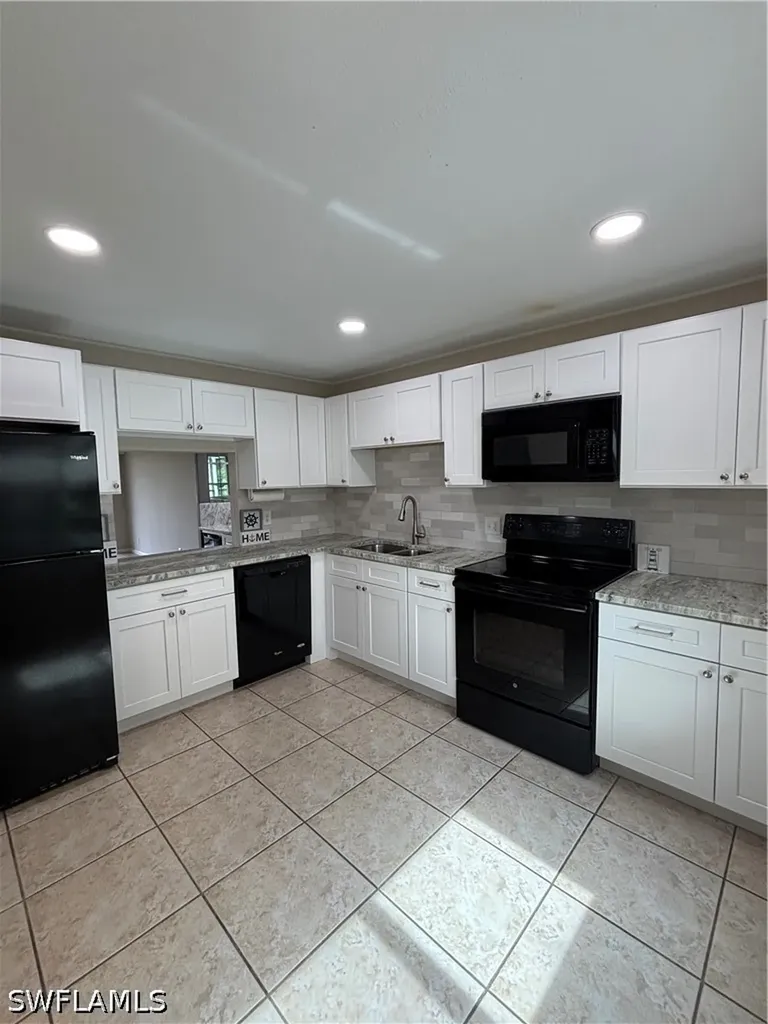 149 Palm Drive Naples FL 34112