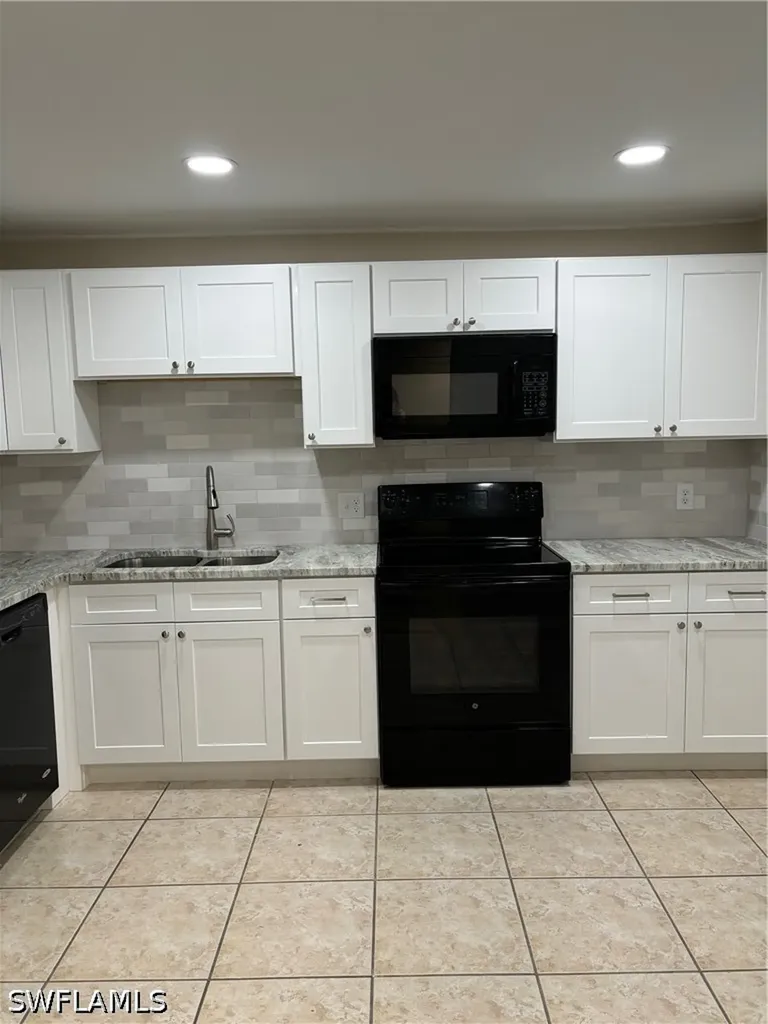 149 Palm Drive Naples FL 34112