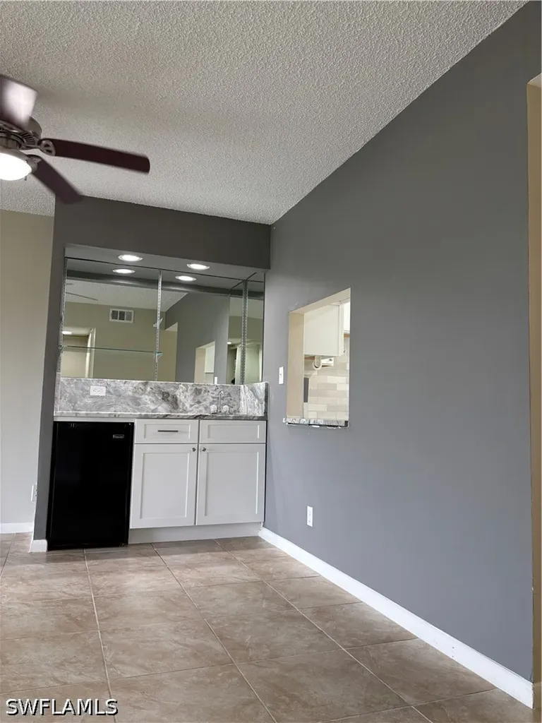 149 Palm Drive Naples FL 34112