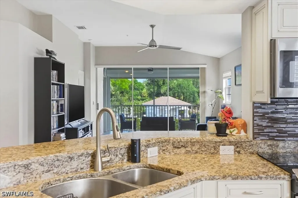 6829 Satinleaf Road S Naples FL 34109