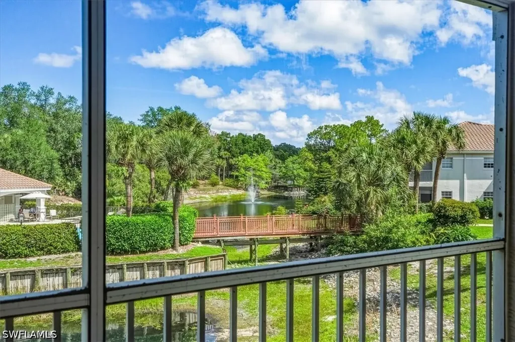 6829 Satinleaf Road S Naples FL 34109