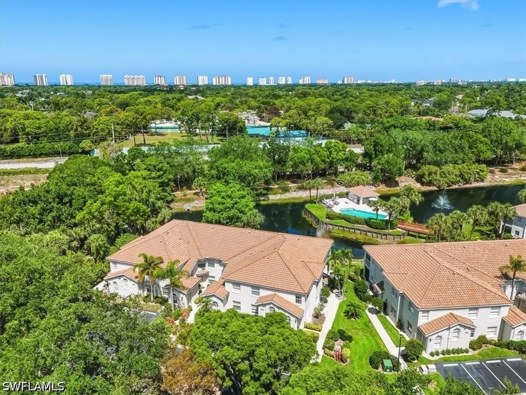 6829 Satinleaf Road S Naples FL 34109