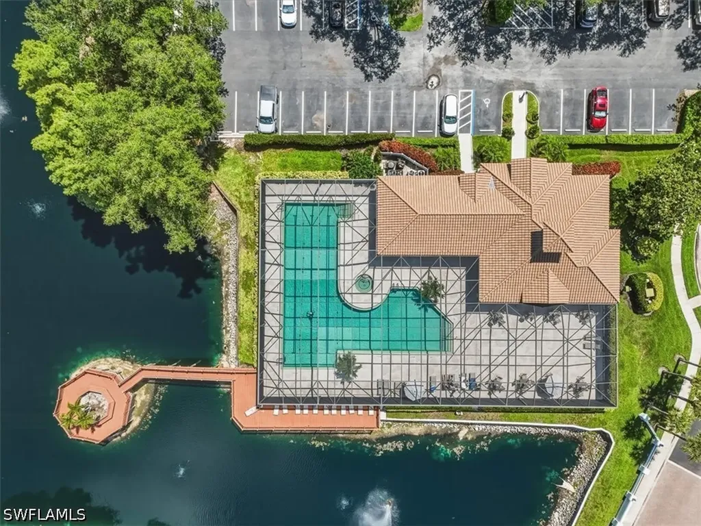6829 Satinleaf Road S Naples FL 34109