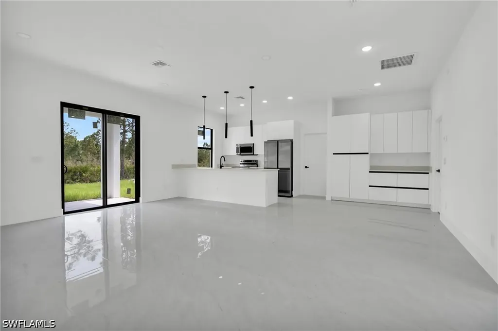 1128 Fontana Street E Lehigh Acres FL 33974