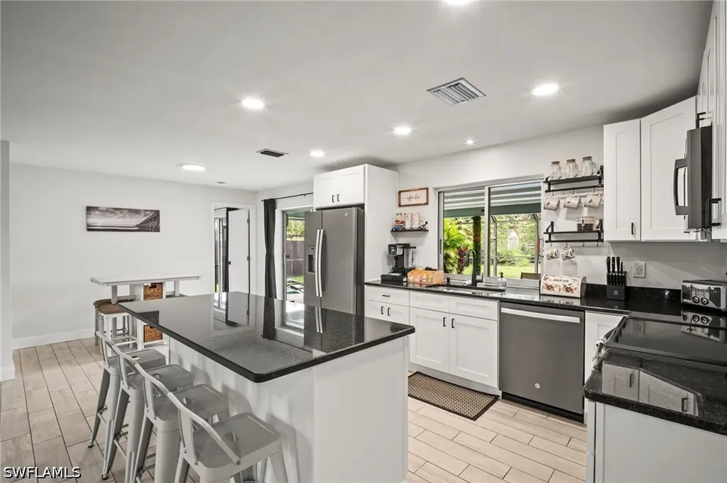 2001 Bahama Avenue Fort Myers FL 33905