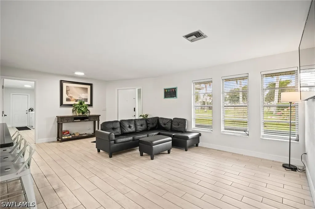2001 Bahama Avenue Fort Myers FL 33905