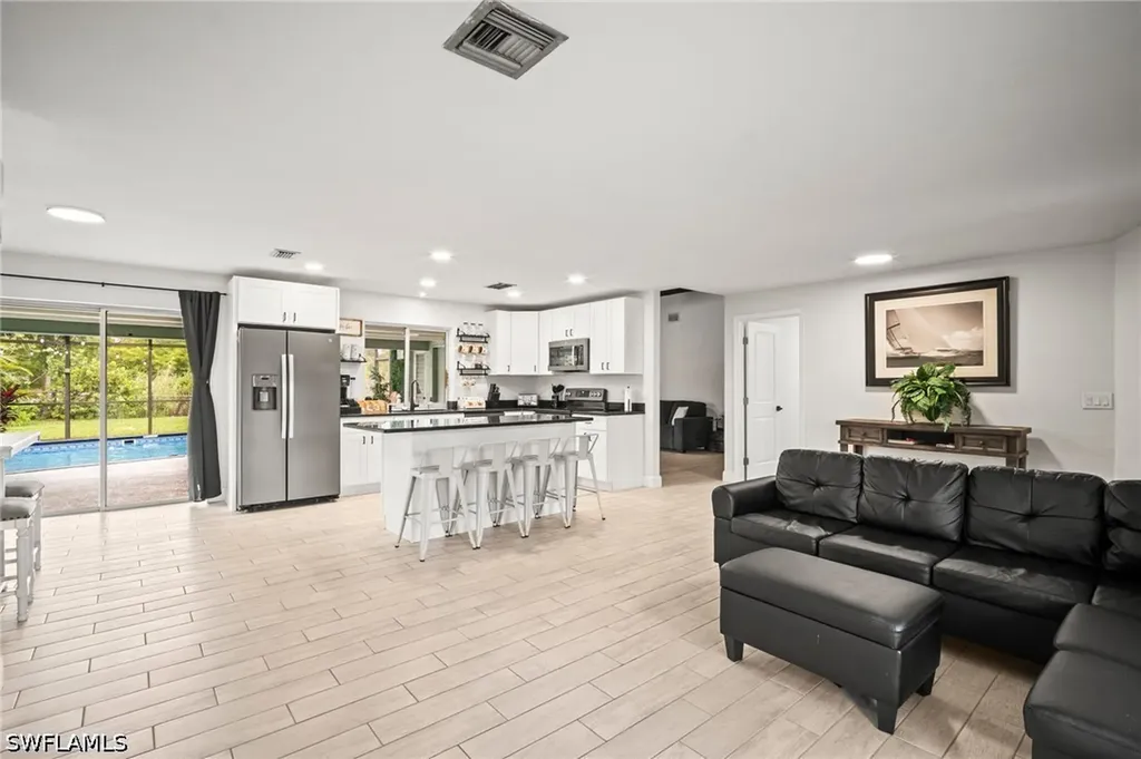 2001 Bahama Avenue Fort Myers FL 33905