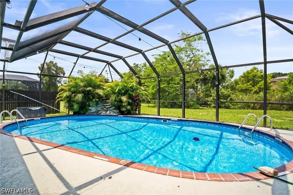 2001 Bahama Avenue Fort Myers FL 33905