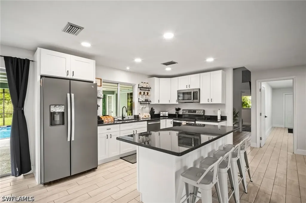 2001 Bahama Avenue Fort Myers FL 33905