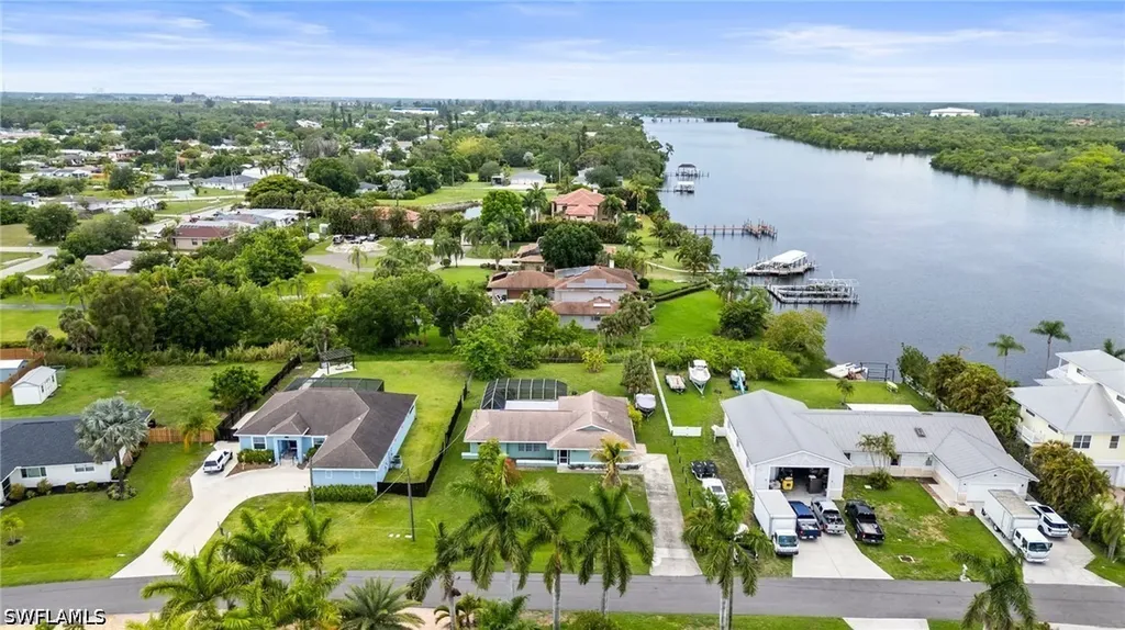 2001 Bahama Avenue Fort Myers FL 33905