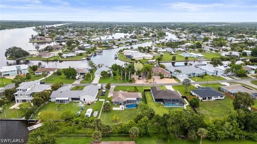 2001 Bahama Avenue Fort Myers FL 33905
