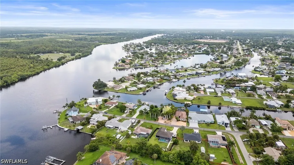 2001 Bahama Avenue Fort Myers FL 33905