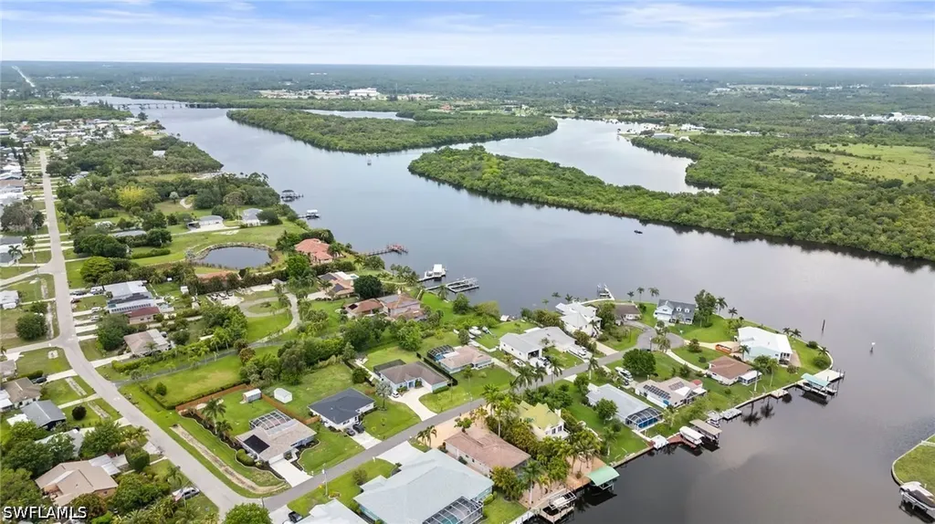 2001 Bahama Avenue Fort Myers FL 33905