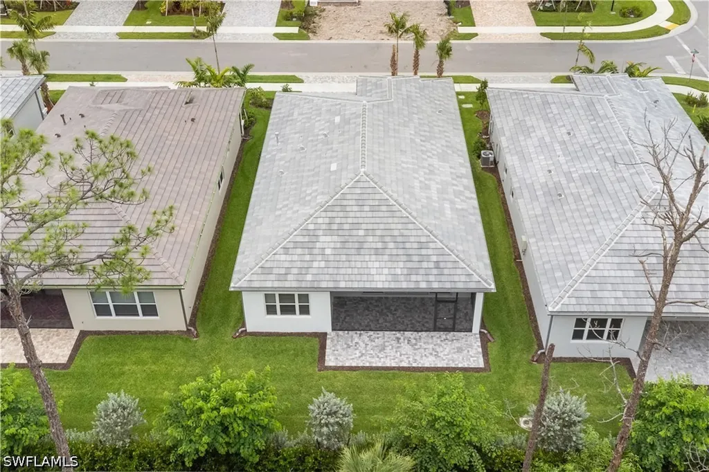 2589 Kingfisher Drive Naples FL 34112