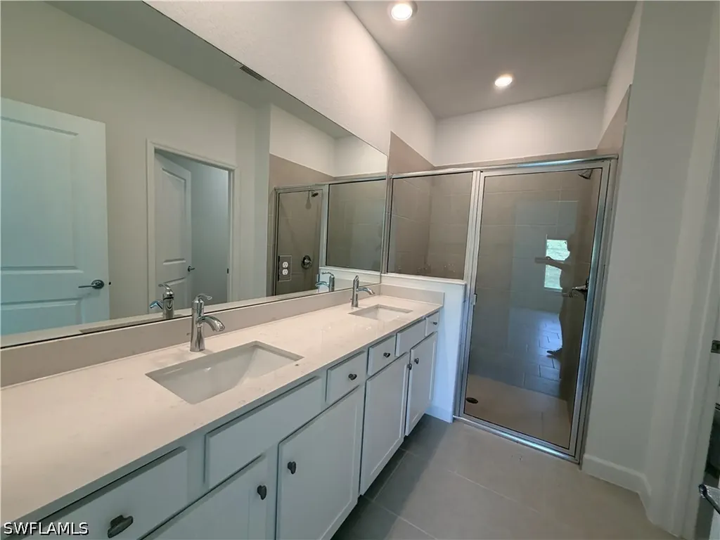 3917 Passion Vine Drive Alva FL 33920