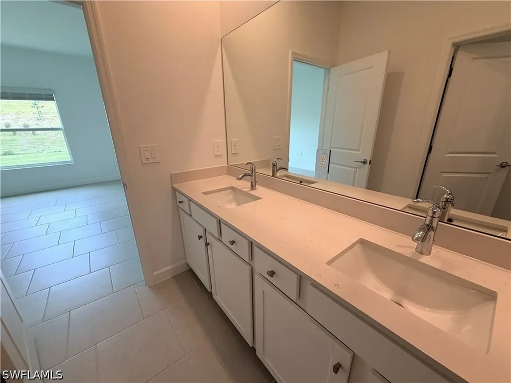 3917 Passion Vine Drive Alva FL 33920