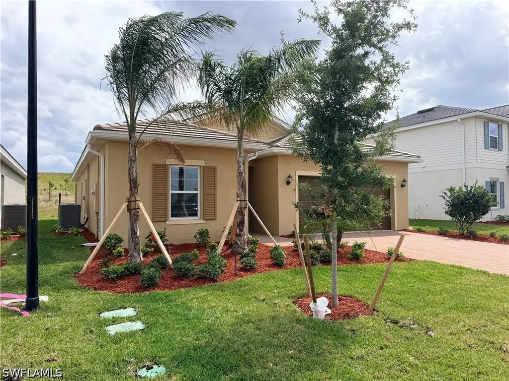 3917 Passion Vine Drive Alva FL 33920