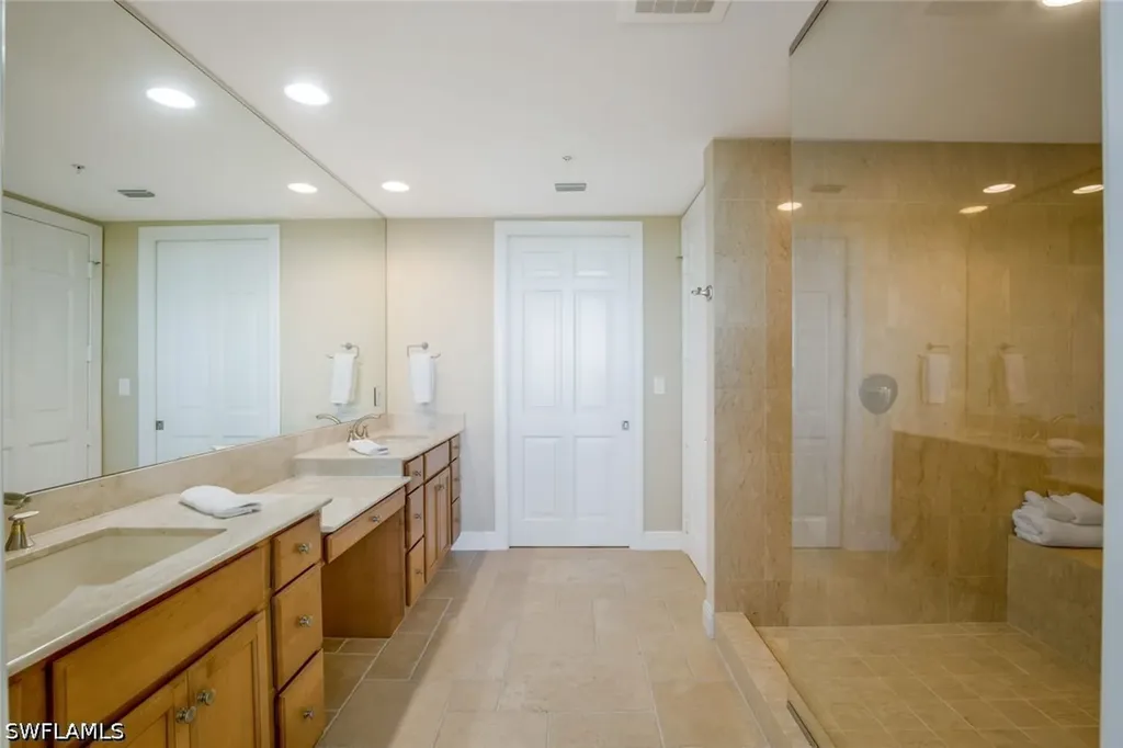275 Indies Way Naples FL 34110