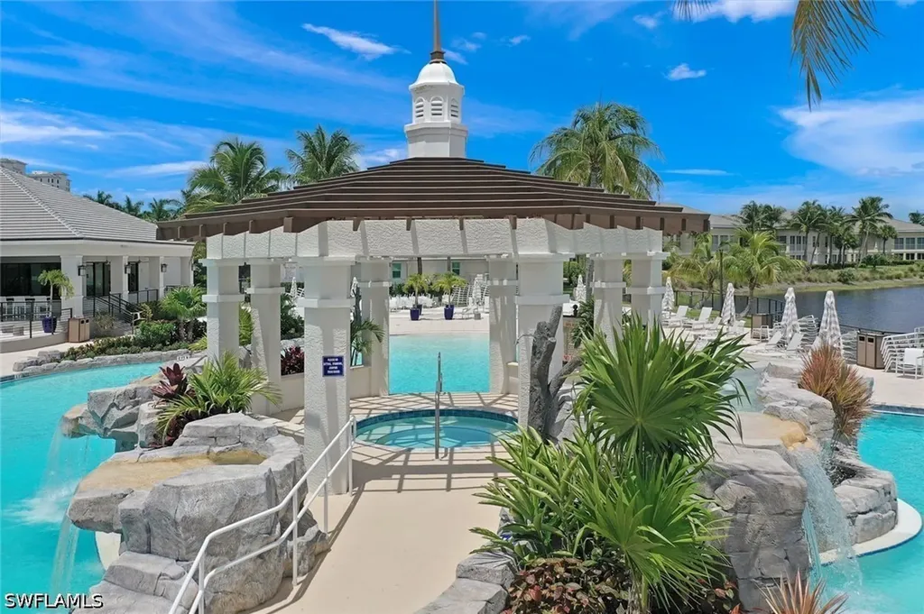 275 Indies Way Naples FL 34110