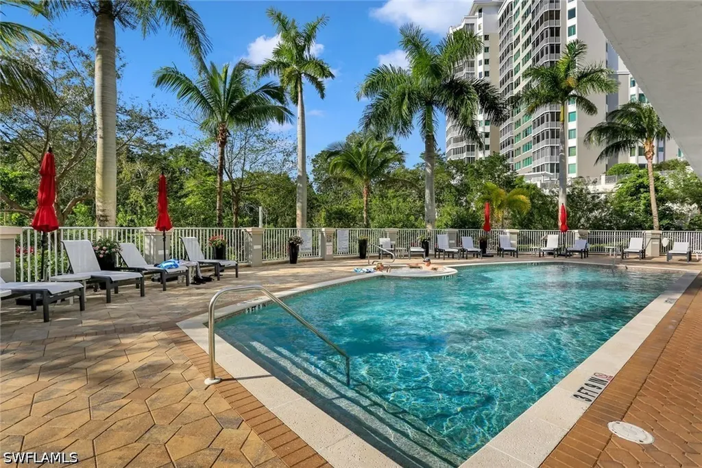 275 Indies Way Naples FL 34110