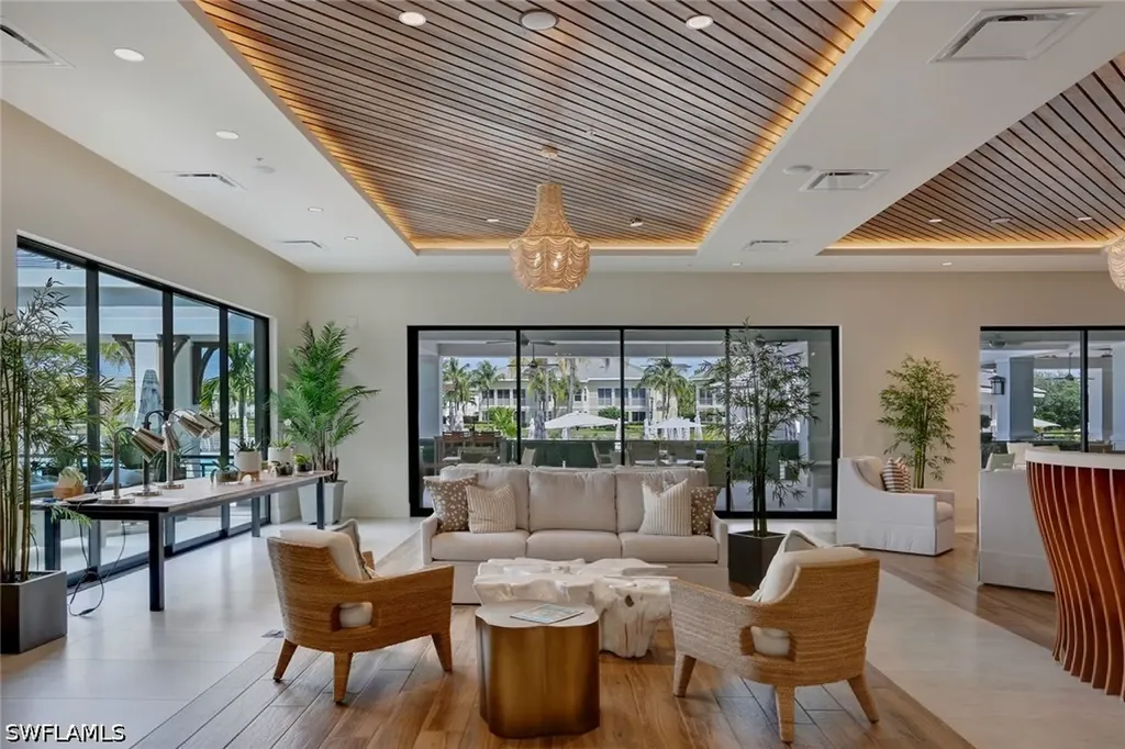275 Indies Way Naples FL 34110