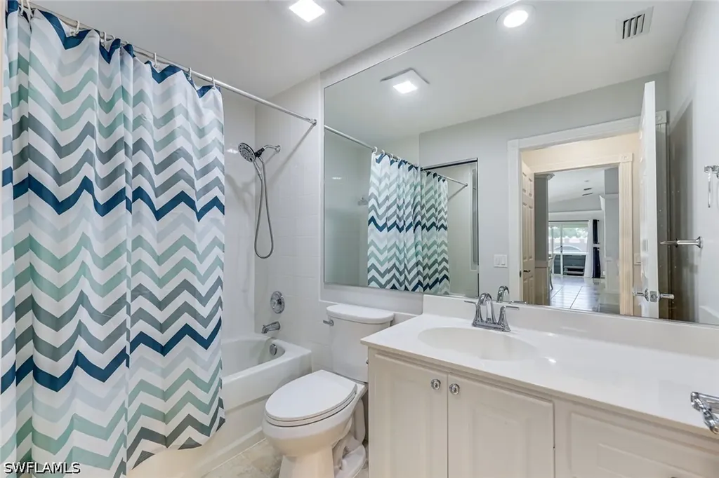 7221 Bellini Way Naples FL 34114