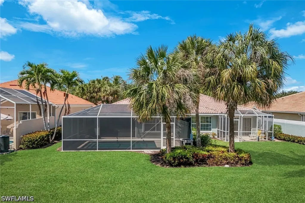 7221 Bellini Way Naples FL 34114