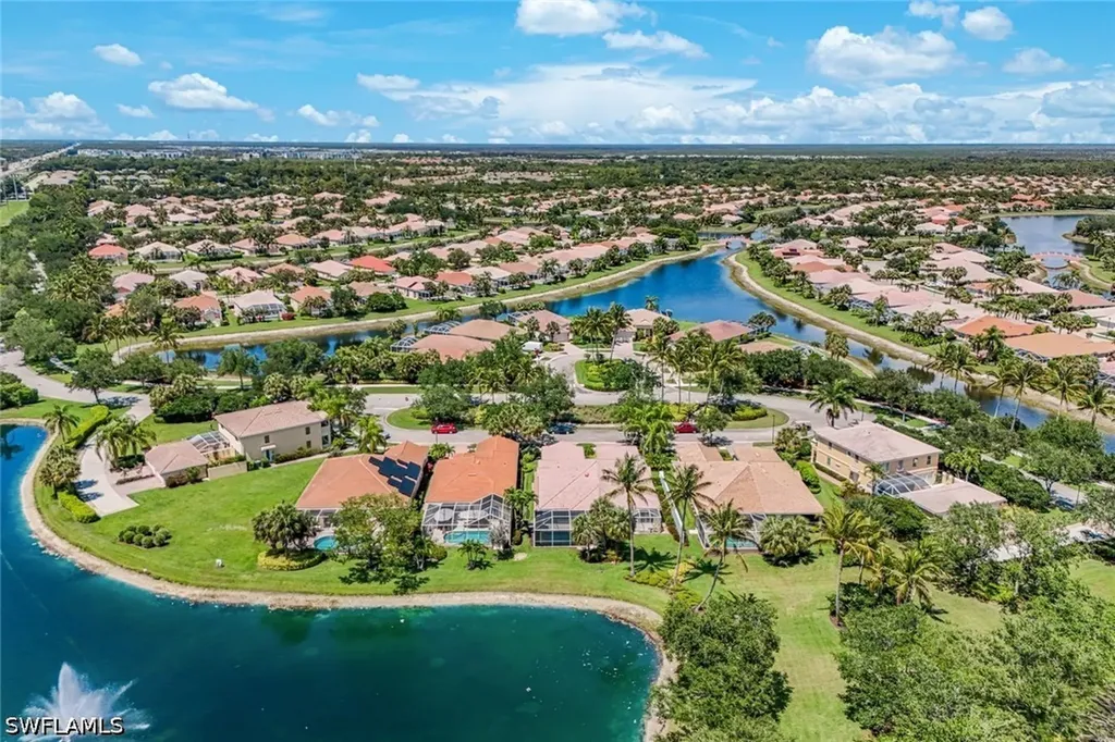 7221 Bellini Way Naples FL 34114