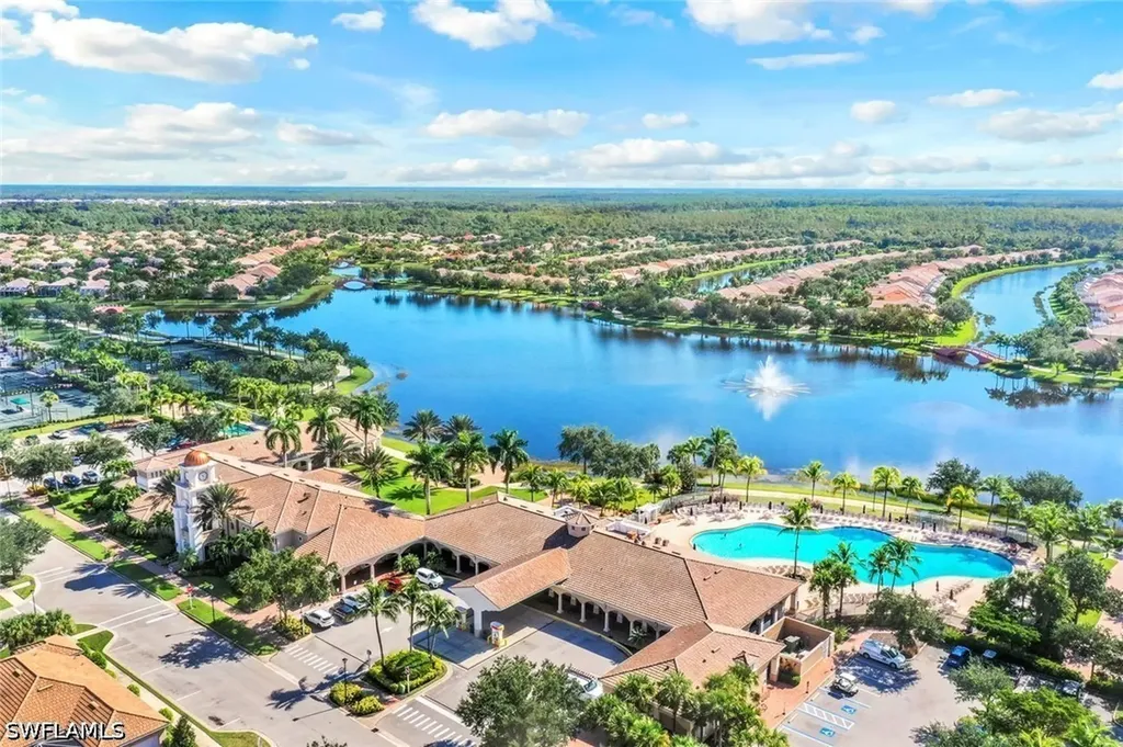 7221 Bellini Way Naples FL 34114