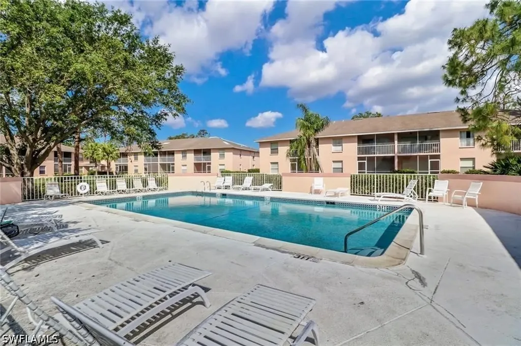 1330 Derbyshire Court Naples FL 34116