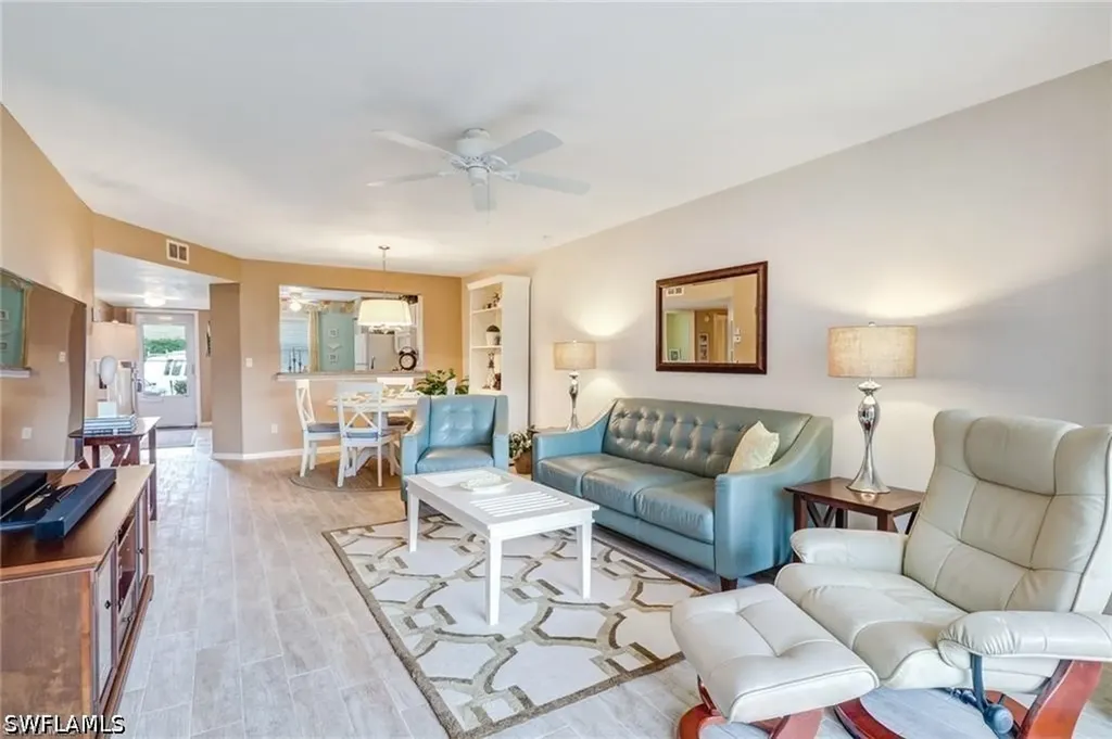 1330 Derbyshire Court Naples FL 34116