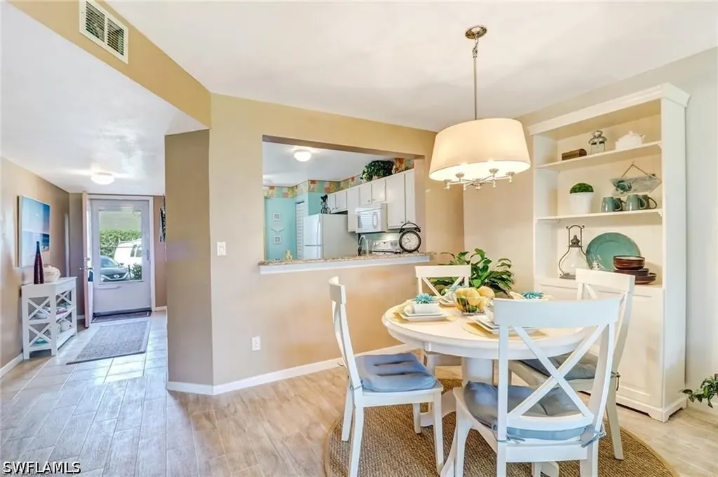 1330 Derbyshire Court Naples FL 34116