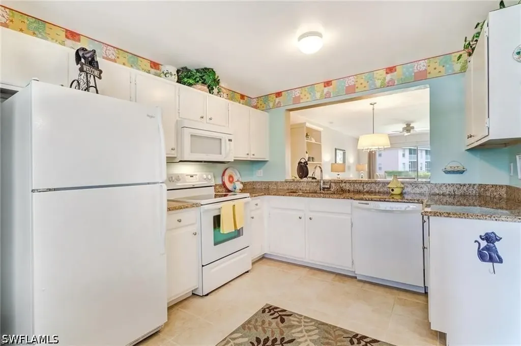 1330 Derbyshire Court Naples FL 34116