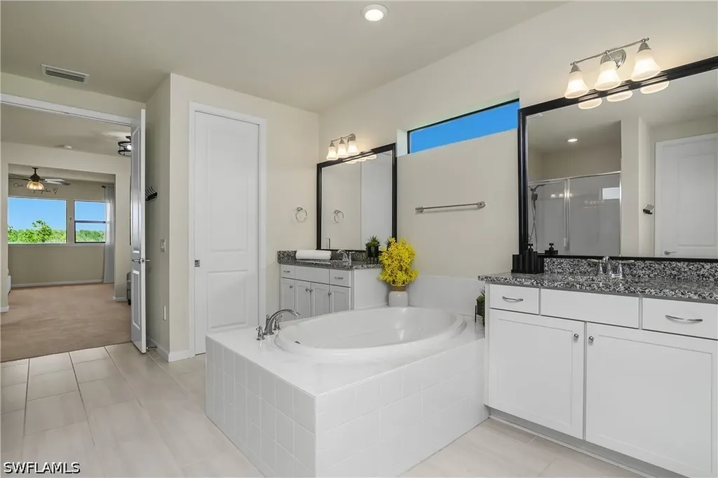 17628 Kinzie Lane Estero FL 33928