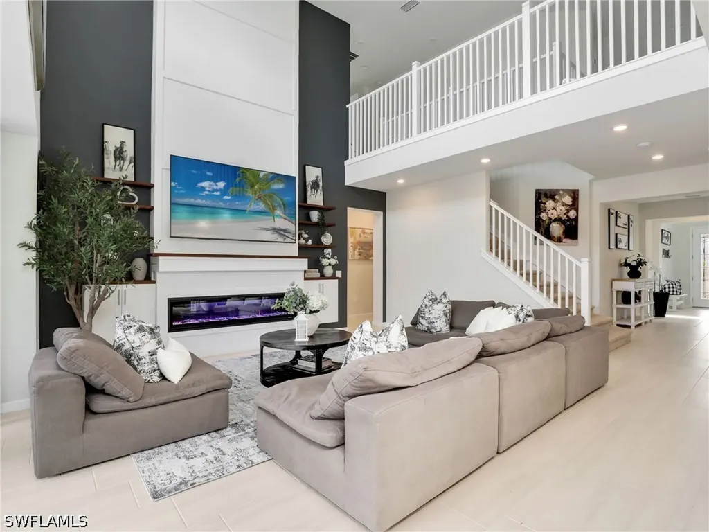 17628 Kinzie Lane Estero FL 33928
