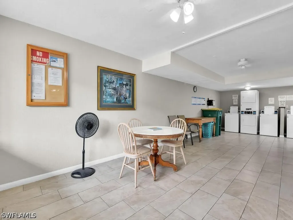 4617 Bayshore Drive Naples FL 34112