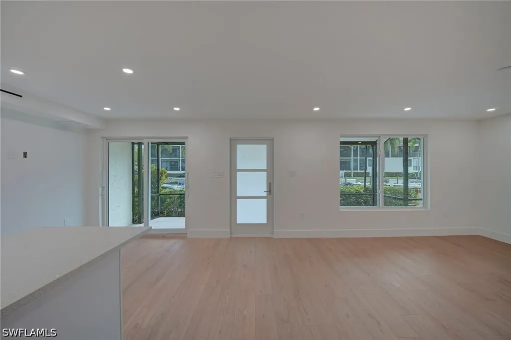 1379 Chesapeake Avenue Naples FL 34102